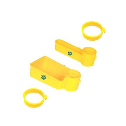 Bottle food and water feeder combo with two clips